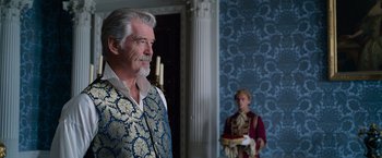 Movie still from “Cinderella” (2021), directed by Kay Cannon – Medium shot, Over the shoulder angle