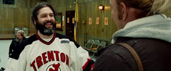 Movie still from “The Wrestler” (2008), directed by Darren Aronofsky – Two men are talking in front of a crowd; Close Up shot, Over the shoulder angle