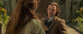 Movie still from “Dark Phoenix” (2019), directed by Simon Kinberg – A man and a woman looking at each other in a mirror; Close Up shot, Over the shoulder angle