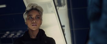 Movie still from “Dark Phoenix” (2019), directed by Simon Kinberg – A person with short blonde hair; Close Up shot, Over the shoulder angle