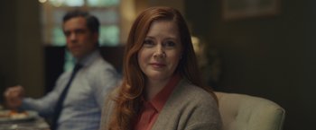 Movie still from “Dear Evan Hansen” (2021), directed by Stephen Chbosky – A person with long red hair; Close Up shot, Over the shoulder angle