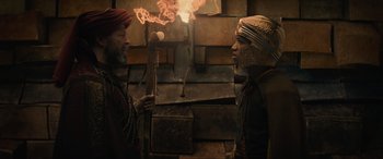 Movie still from “Dungeons & Dragons: Honor Among Thieves” (2023), directed by John Francis Daley – Two men are standing next to each other; Medium shot, Over the shoulder angle