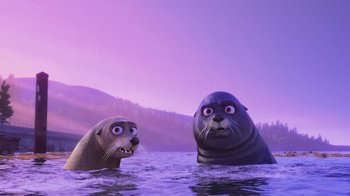 Movie still from “Finding Dory” (2016), directed by Angus MacLane – A couple of animals that are in the water; Close Up shot, Low angle
