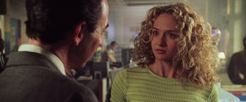 Movie still from “Godzilla” (1998), directed by Roland Emmerich – A man and a woman talking to each other; Close Up shot, Over the shoulder angle