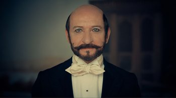 Movie still from “Hugo” (2011), directed by Martin Scorsese – Close Up shot, Low angle