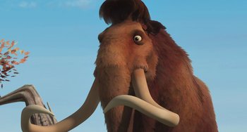 Movie still from “Ice Age” (2002), directed by Chris Wedge – An animal that is looking at the camera; Close Up shot, Low angle