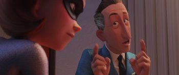 Movie still from “Incredibles 2” (2018), directed by Brad Bird – A man and a woman are talking to each other; Close Up shot, Over the shoulder angle