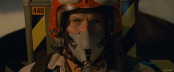 Movie still from “Independence Day” (1996), directed by Roland Emmerich – Close Up shot, Low angle