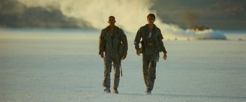 Movie still from “Independence Day” (1996), directed by Roland Emmerich – Wide shot, Low angle