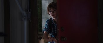 Movie still from “Iron Man 3” (2013), directed by Shane Black – Medium shot, Over the shoulder angle