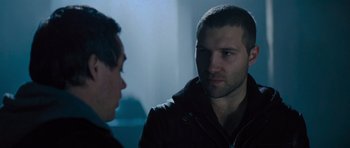 Movie still from “Jack Reacher” (2012), directed by Christopher McQuarrie – Two men are talking in a room; Close Up shot, Over the shoulder angle