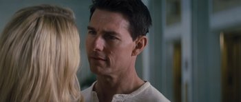 Movie still from “Jack Reacher” (2012), directed by Christopher McQuarrie – A man and a woman looking at each other; Close Up shot, Over the shoulder angle