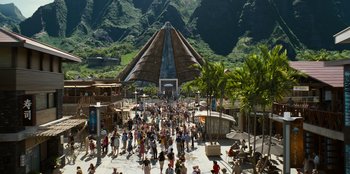 Movie still from “Jurassic World” (2015), directed by Colin Trevorrow – A crowd of people walking on a street; Extreme Wide shot, High angle