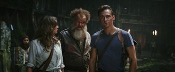 Movie still from “Kong: Skull Island” (2017), directed by Jordan Vogt-Roberts – A group of people standing next to each other in a room; Medium shot, Low angle