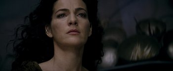 Movie still from “Man of Steel” (2013), directed by Zack Snyder – A person looking up at the sky; Close Up shot, Low angle