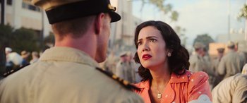 Movie still from “Midway” (2019), directed by Roland Emmerich – A man and a woman talking to each other; Close Up shot, Over the shoulder angle