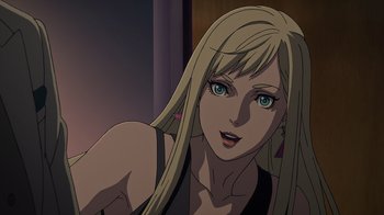 Movie still from “Mobile Suit Gundam: Hathaway” (2021), directed by Shûkô Murase – A woman with long blonde hair is looking at the camera; Close Up shot, Low angle