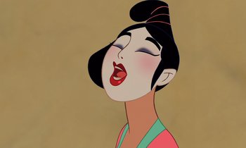 Movie still from “Mulan” (1998), directed by Tony Bancroft – An animated picture of an asian woman with her mouth open; Close Up shot, Overhead angle
