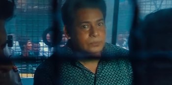 Movie still from “Mumbai Mafia: Police vs the Underworld” (2023), directed by Raaghav Dar – A person looking through a window; Close Up shot, High angle