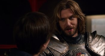 Movie still from “Night at the Museum: Secret of the Tomb” (2014), directed by Shawn Levy – A man with a beard is looking into a mirror; Close Up shot, Over the shoulder angle