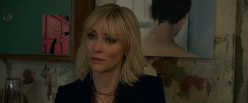 Movie still from “Ocean's Eight” (2018), directed by Gary Ross – Close Up shot, Over the shoulder angle