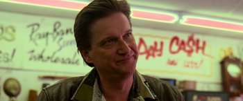 Movie still from “Ocean's Thirteen” (2007), directed by Steven Soderbergh – A person wearing a jacket; Close Up shot, Low angle