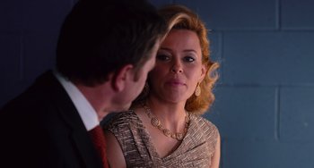 Movie still from “Pitch Perfect” (2012), directed by Jason Moore – A man and a woman looking at one another; Close Up shot, Over the shoulder angle