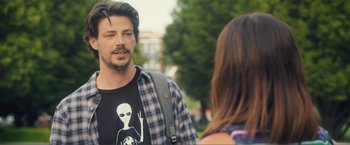 Movie still from “Puppy Love” (2023), directed by Richard Alan Reid – A man and a woman are talking to each other; Close Up shot, Over the shoulder angle