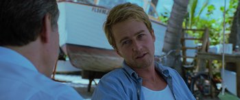 Movie still from “Red Dragon” (2002), directed by Brett Ratner – A person sitting in front of a boat; Close Up shot, Over the shoulder angle