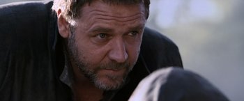 Movie still from “Robin Hood” (2010), directed by Ridley Scott – A person with a beard; Close Up shot, Over the shoulder angle