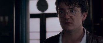 Movie still from “Shaun of the Dead” (2004), directed by Edgar Wright – Close Up shot, Over the shoulder angle