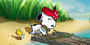 Movie still from “Snoopy Presents: To Mom (and Dad), with Love” (2022), directed by Clay Kaytis – A cartoon of a dog pulling a rope; Close Up shot, High angle