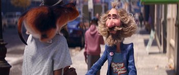 Movie still from “Soul” (2020), directed by Kemp Powers – A man with a cat on his head is talking to a woman in the street; Close Up shot, Over the shoulder angle