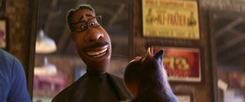 Movie still from “Soul” (2020), directed by Kemp Powers – A man and a cat in a barber shop; Close Up shot, Over the shoulder angle