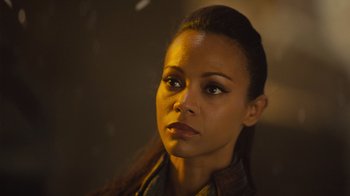 Movie still from “Star Trek Into Darkness” (2013), directed by J.J. Abrams – A person wearing a leather jacket; Close Up shot, Over the shoulder angle