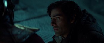 Movie still from “Star Wars: Episode IX - The Rise of Skywalker” (2019), directed by J.J. Abrams – A person looking at a cell phone; Close Up shot, Over the shoulder angle