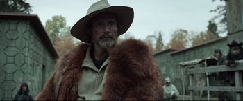 Movie still from “Chaos Walking” (2021), directed by Doug Liman – Close Up shot, Over the shoulder angle