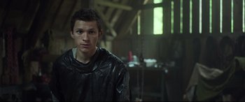 Movie still from “Chaos Walking” (2021), directed by Doug Liman – Close Up shot, Over the shoulder angle