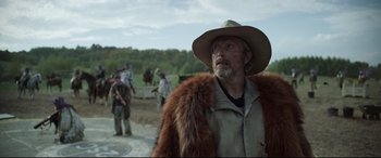 Movie still from “Chaos Walking” (2021), directed by Doug Liman – Medium shot, Over the shoulder angle