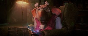 Movie still from “Teenage Mutant Ninja Turtles: Mutant Mayhem” (2023), directed by Jeff Rowe – A painting of a rat wearing glasses and holding a cell phone; Medium shot, Over the shoulder angle