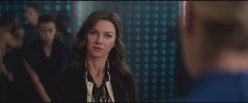 Movie still from “The Divergent Series: Insurgent” (2015), directed by Robert Schwentke – A person with long hair; Close Up shot, Over the shoulder angle