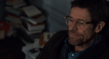 Movie still from “The Fault in Our Stars” (2014), directed by Josh Boone – A person wearing glasses; Close Up shot, Over the shoulder angle