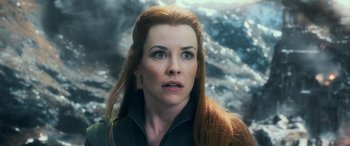 Movie still from “The Hobbit: The Battle of the Five Armies” (2014), directed by Peter Jackson – A person with long hair; Close Up shot, Over the shoulder angle