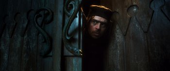 Movie still from “The Hobbit: The Desolation of Smaug” (2013), directed by Peter Jackson – Close Up shot, Low angle