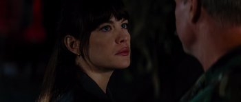 Movie still from “The Incredible Hulk” (2008), directed by Louis Leterrier – A person with blue eyes; Close Up shot, Over the shoulder angle