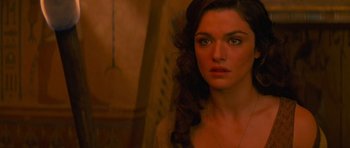 Movie still from “The Mummy Returns” (2001), directed by Stephen Sommers – A person with long hair; Close Up shot, Over the shoulder angle