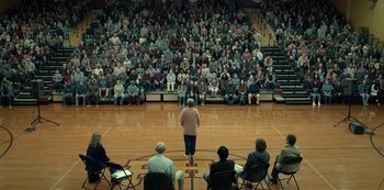 Movie still from “Dopesick” (2021), directed by Danny Strong – Extreme Wide shot, High angle