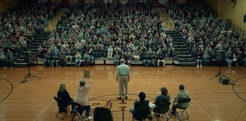 Movie still from “Dopesick” (2021), directed by Danny Strong – Extreme Wide shot, High angle