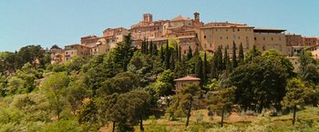 Movie still from “The Twilight Saga: New Moon” (2009), directed by Chris Weitz – A view of a small town from a distance; Extreme Wide shot, Low angle