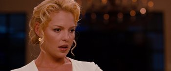 Movie still from “The Ugly Truth” (2009), directed by Robert Luketic – A person with blonde hair; Close Up shot, Over the shoulder angle